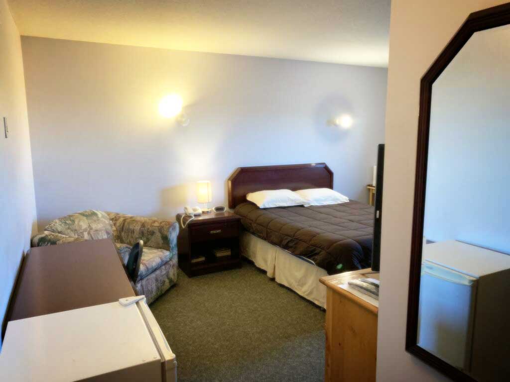 StMichaelsInn-Rycroft_Delux-Single-Room